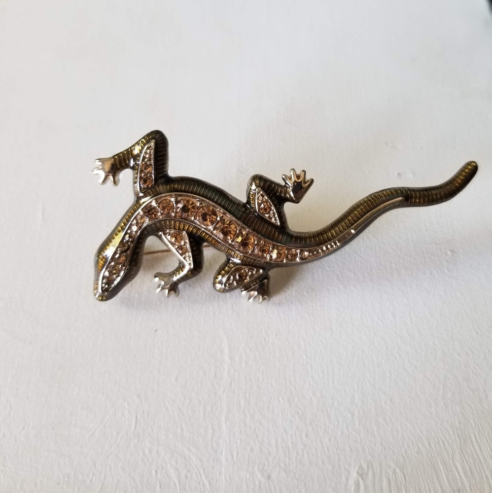 💎 JEWELLERY 2/$25💎 
Vintage lizard brooch